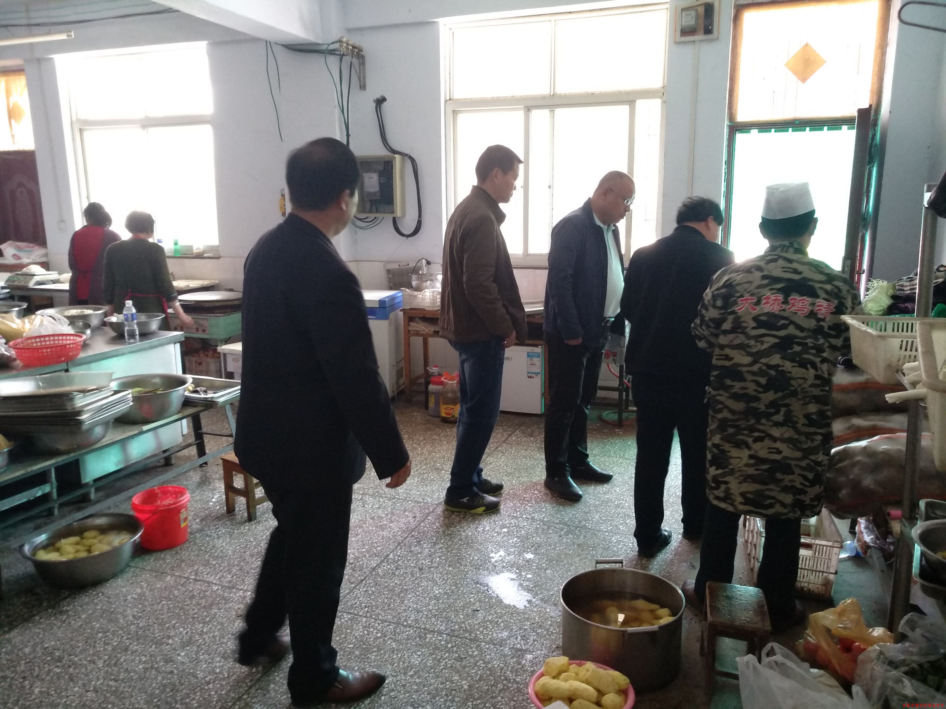 排查隐患_保校园安全_——许昌市建安区职业中专进行安全大检查 排查隐患_保校园安全_——许昌市建安区职业中专进行安全大检查